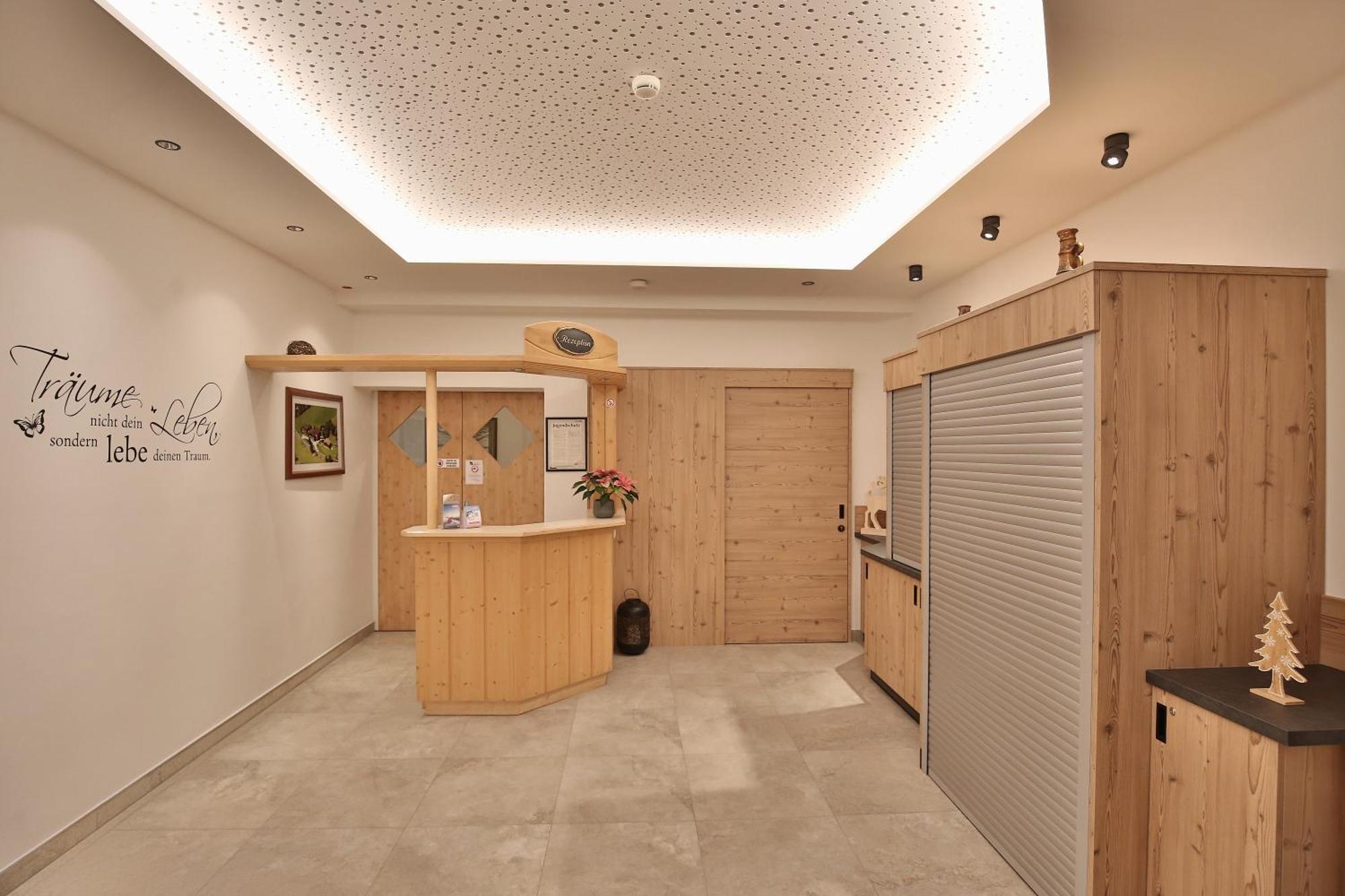 Jugendpension Muellauerhof Saalbach-Hinterglemm Exteriör bild