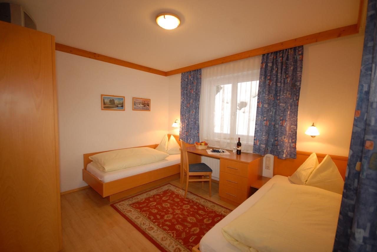 Jugendpension Muellauerhof Saalbach-Hinterglemm Exteriör bild