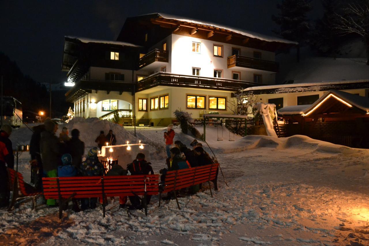Jugendpension Muellauerhof Saalbach-Hinterglemm Exteriör bild
